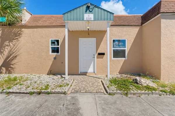 6310 PROVIDENCE CIR 4