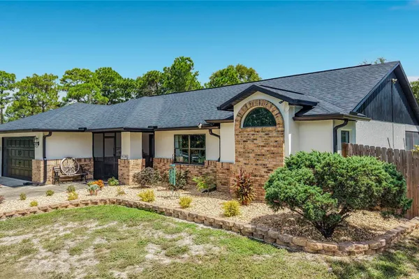 9238 TREE TOP LN