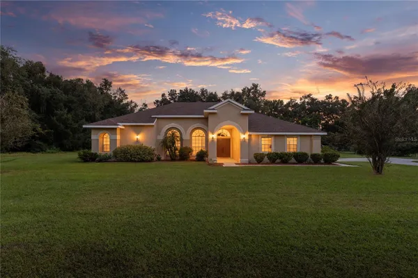 24051 MARTIN DR