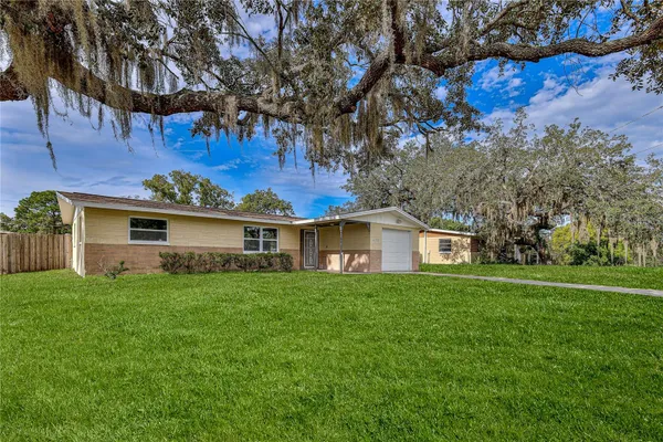 4059 SUGARFOOT DR