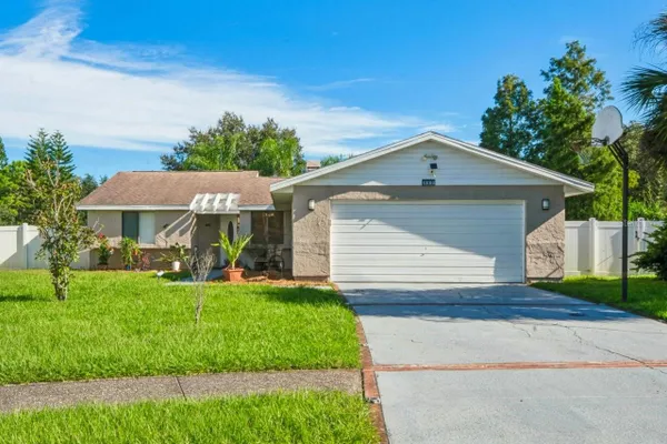 583 LONGWOOD CT