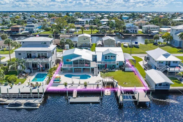 3337 MANGROVE DR