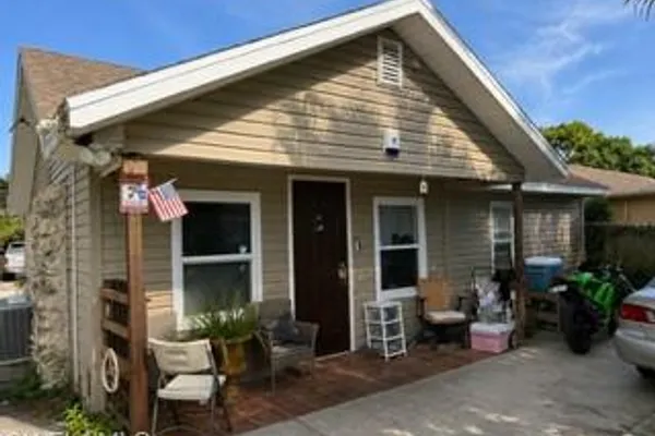 5625 7TH AVE