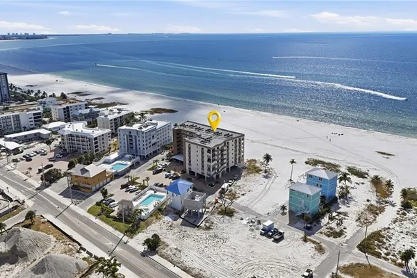 2532 ESTERO BLVD 102