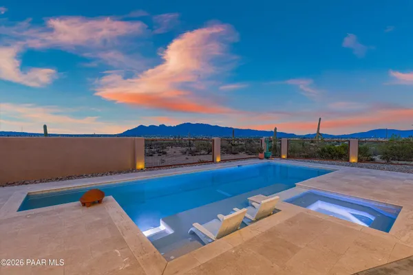2802 N CERRADA DE BETO DR