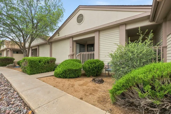 3179 SHOSHONE DR 1B