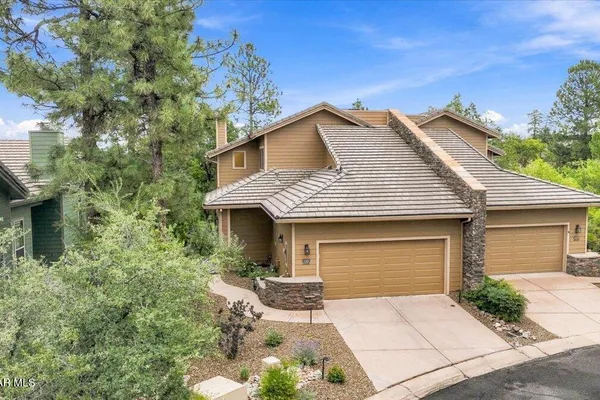 721 CROSSCREEK DR