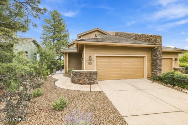 721 CROSSCREEK DR