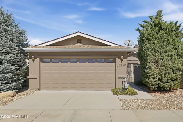 3280 IRIS LN
