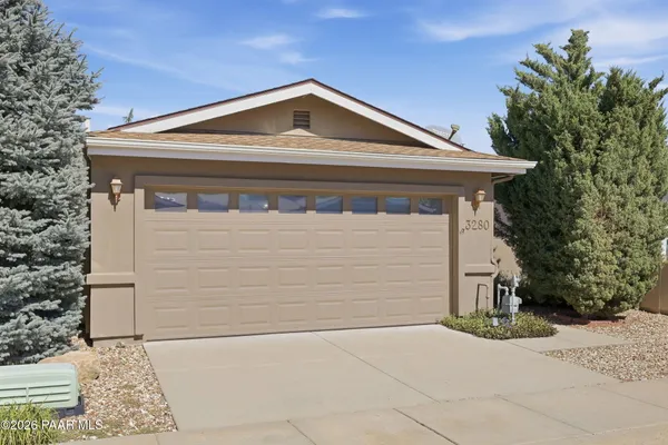 3280 IRIS LN