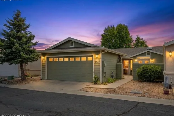 3347 IRIS LN