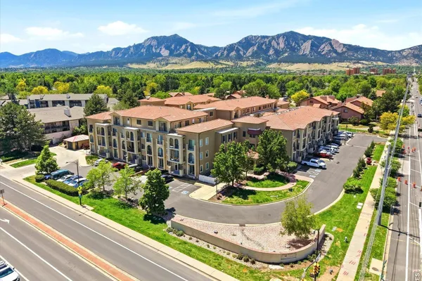 4500 BASELINE RD 4302