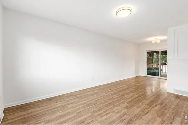 260 LEY DR