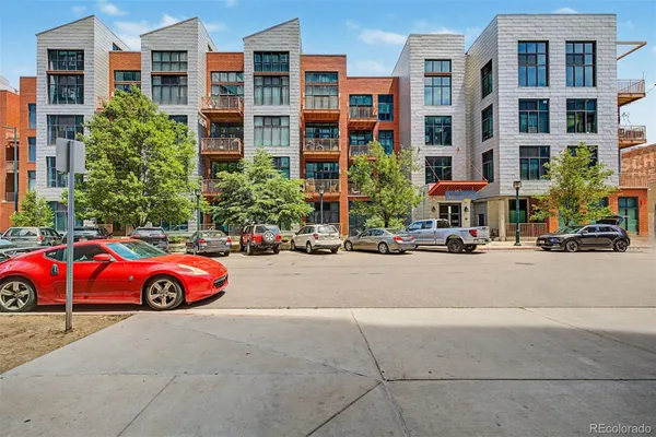 3100 HURON ST 4G