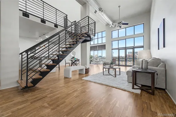 3100 HURON ST 4G