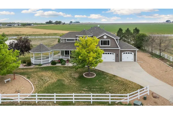 750 FALCON CT
