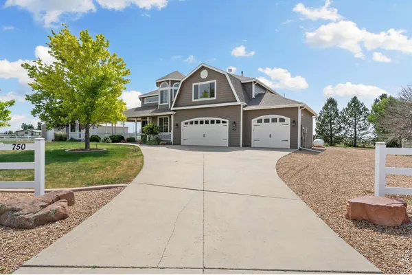 750 FALCON CT