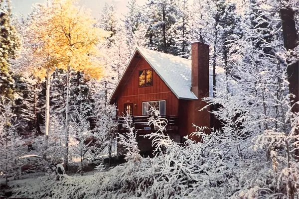 39 HICKORY DR