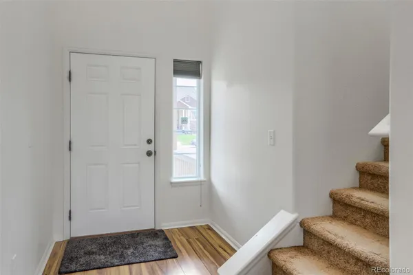 929 W INDEPENDENT AVE