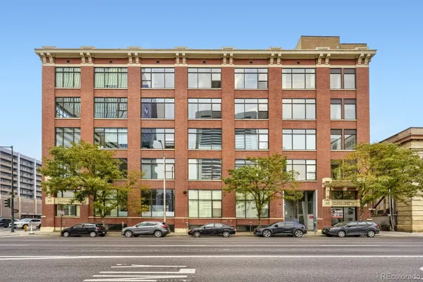 2000 ARAPAHOE ST 202