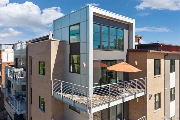 360 S LAFAYETTE ST 401