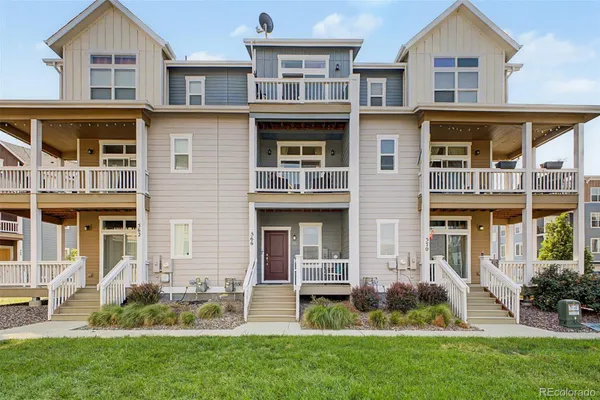 566 W AMHERST AVE