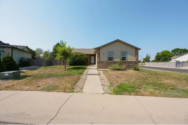 343 SCOTCH PINE CT
