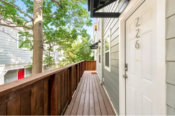 1111 MAXWELL AVE 226