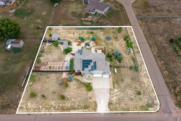 2657 PEREGRINE CREEK DR