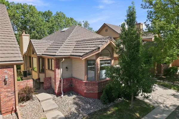 4565 E MEXICO AVE 14