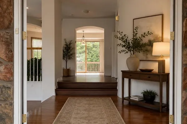 10083 CHARISSGLEN CT