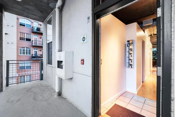 290 W 12TH AVE 506