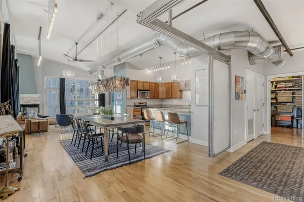2441 N BROADWAY 304