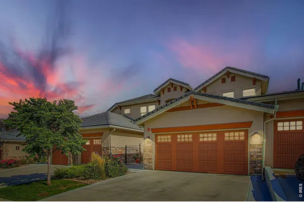 2932 CASALON CIR