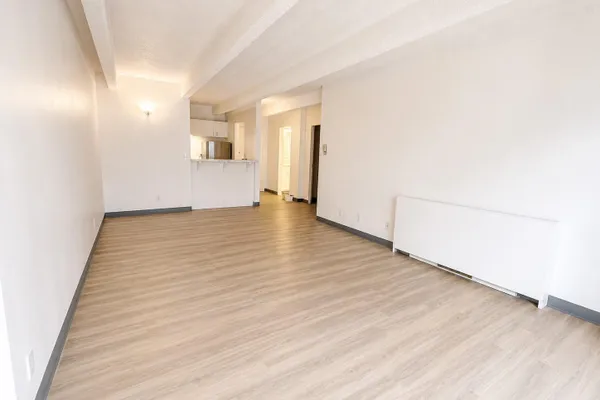1265 RACE ST 208