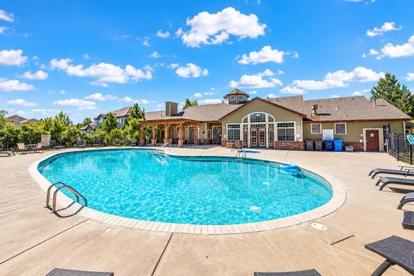 2855 ROCK CREEK CIR 124