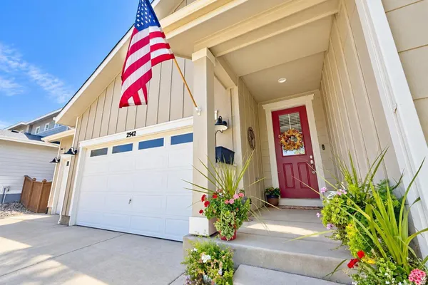 2942 MERLIN DR