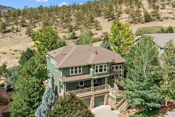 127 EAGLE VALLEY DR