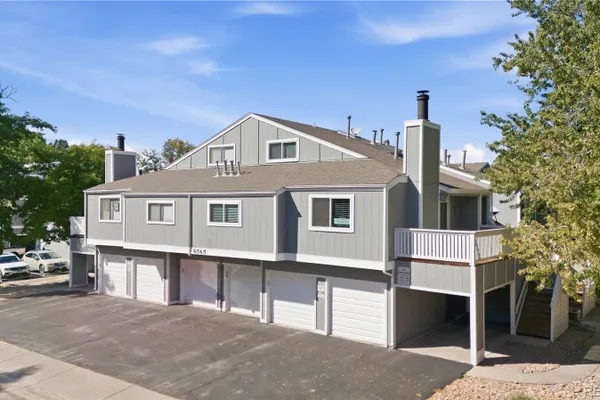 6565 E ARIZONA AVE 8