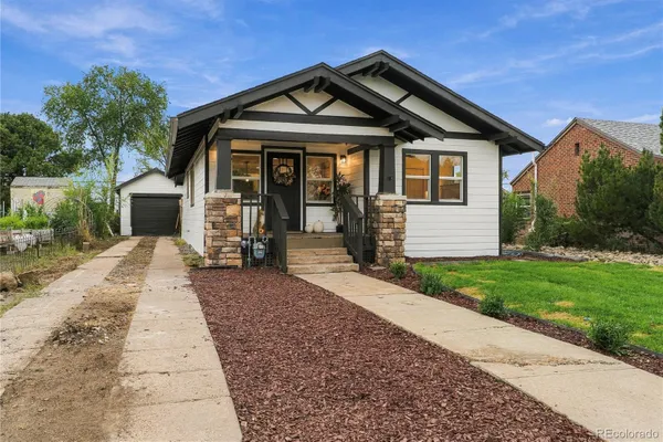 53 S 10TH AVE