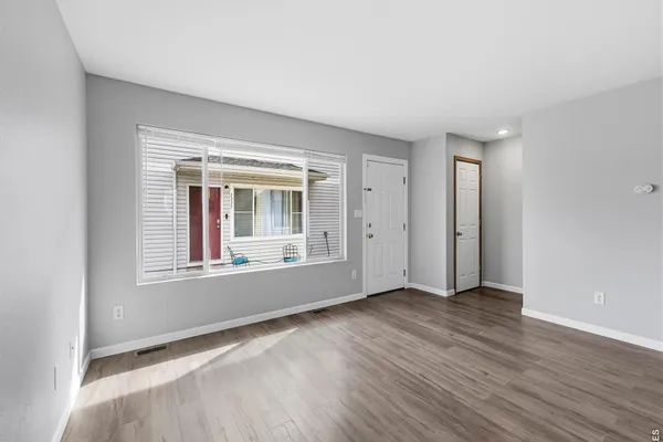 1321 DARRELL RD