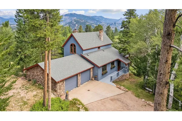 2504 CIRRUS LN