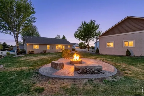 2002 TRAIL RIDGE DR