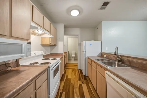 2510 TAFT DR 302