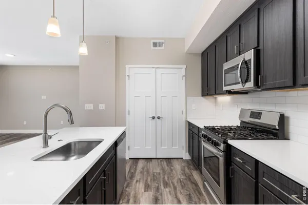 310 S CHERRYWOOD DR 203