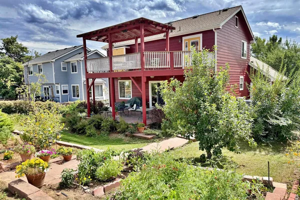 518 ARBOR DR