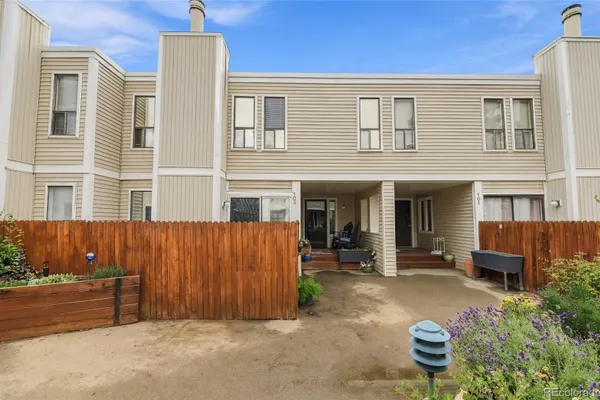 1050 S MONACO STREET PKWY 103
