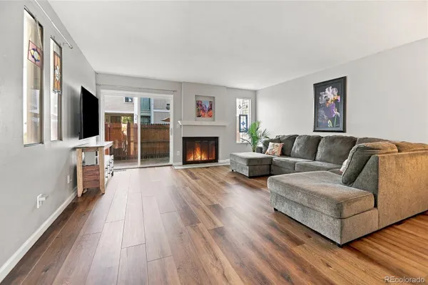 1050 S MONACO STREET PKWY 103