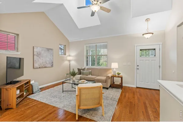 1509 HARVEST DR