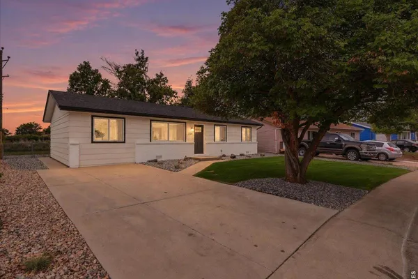 236 LEY DR